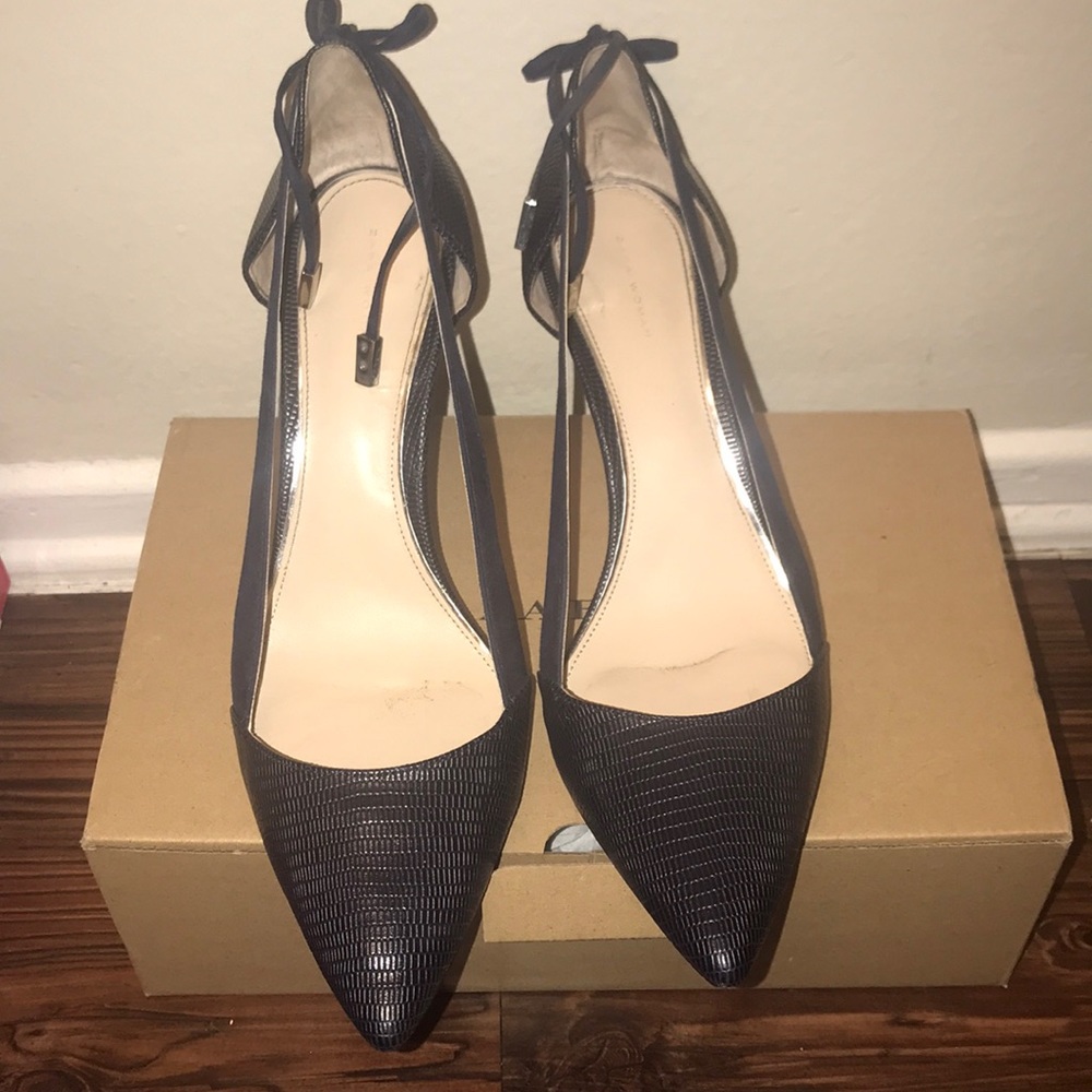 Zara Navy Blue Heels with Bow